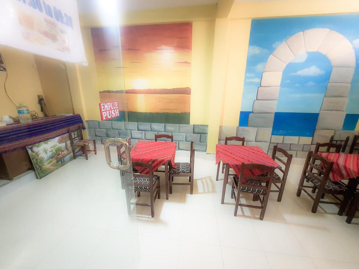 Hostal Luz Yhobimar Копакабана Екстериор снимка